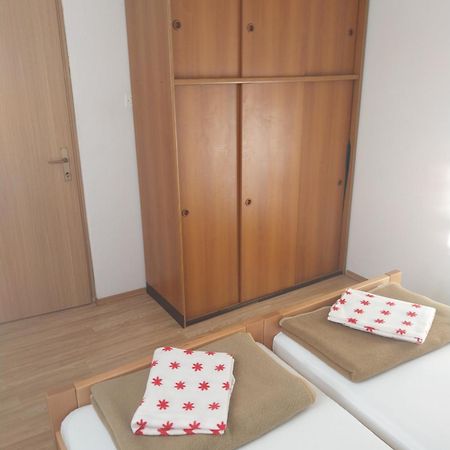 Apartmani Mile Krk Town Exteriér fotografie