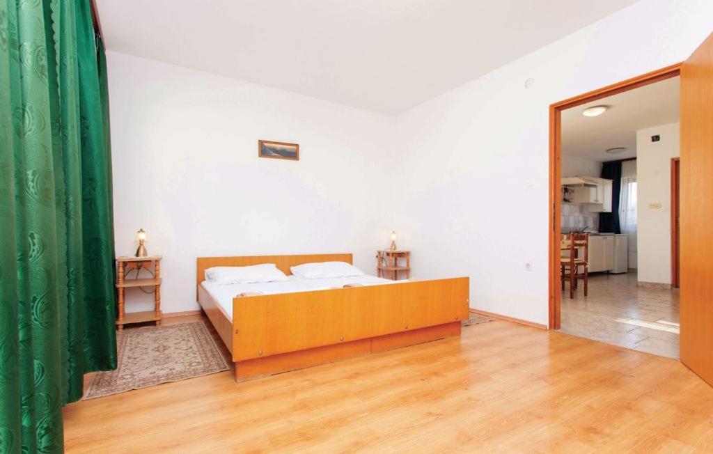 Apartmani Mile Krk Town Exteriér fotografie